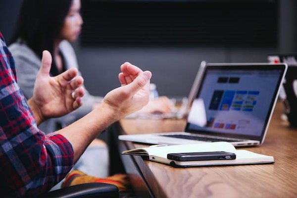 Marché de l'analyse de crédit: avantages, inconvénients et salaires